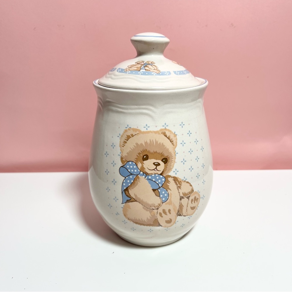 Vintage retro medium sized teddy bear cookie jar